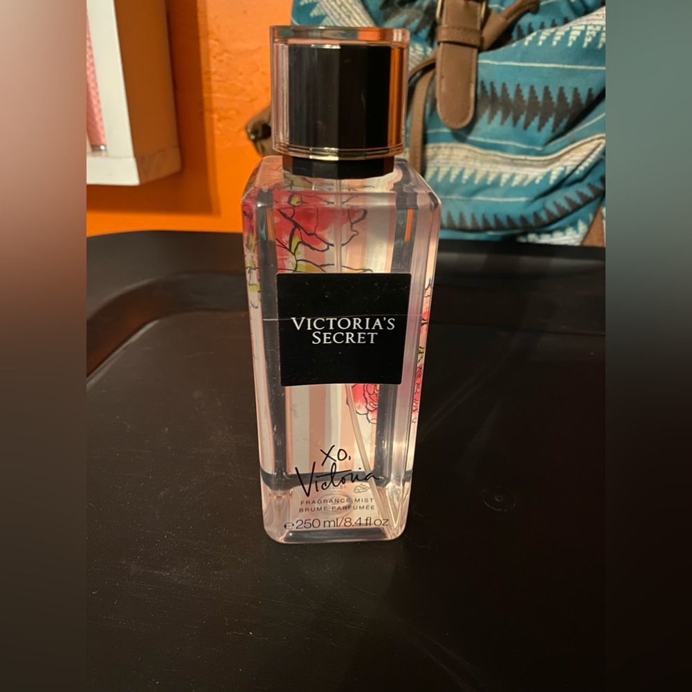 VS Body Spray - XO Victoria
